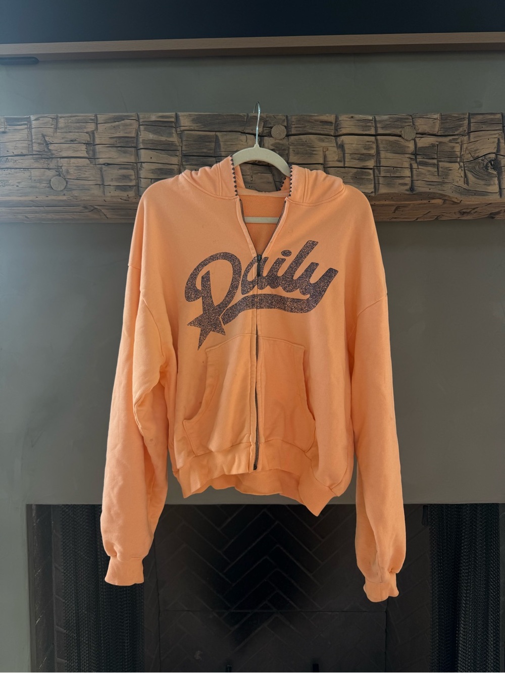 DAILY DRILLS ZIP UP HOODIE